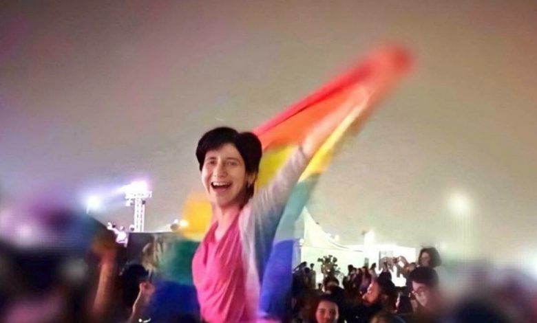 Sarah Hegazi, Egyptian LGBTQ activist, who committed suicide in her exile in Canada in 2020, photographed by a friend at a gay-friendly concert in Cairo in 2017, which led to the so-called ‘Rainbow Flag Case’. Image via IFI.